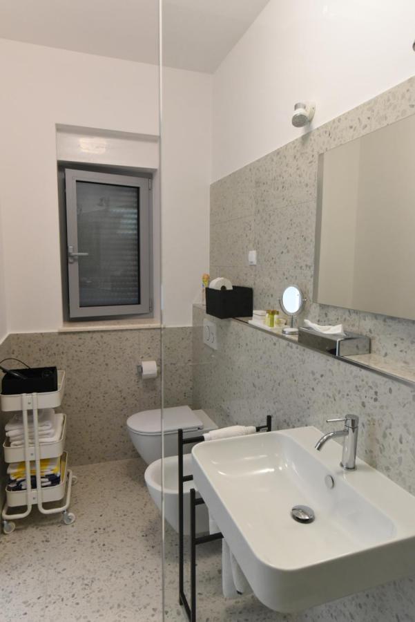 Buric House - Apartments Klasik And Studio Mini Rovinj Exteriör bild
